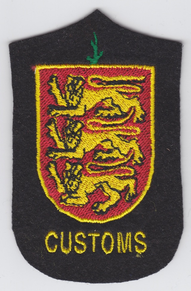 UK_010_Guernsey_Customs_Shoulder_Patch