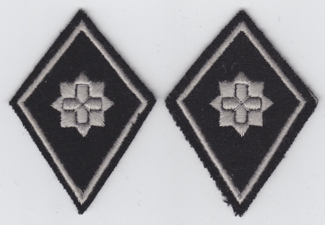 CH_033_Collar_Insignia_old_Style