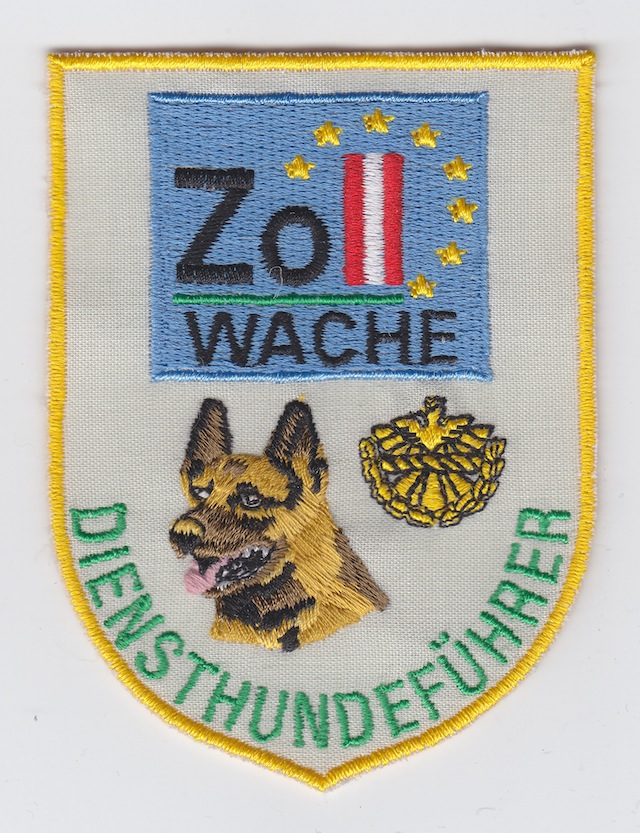 AT 011 Dog Handler worn from 1998-2000