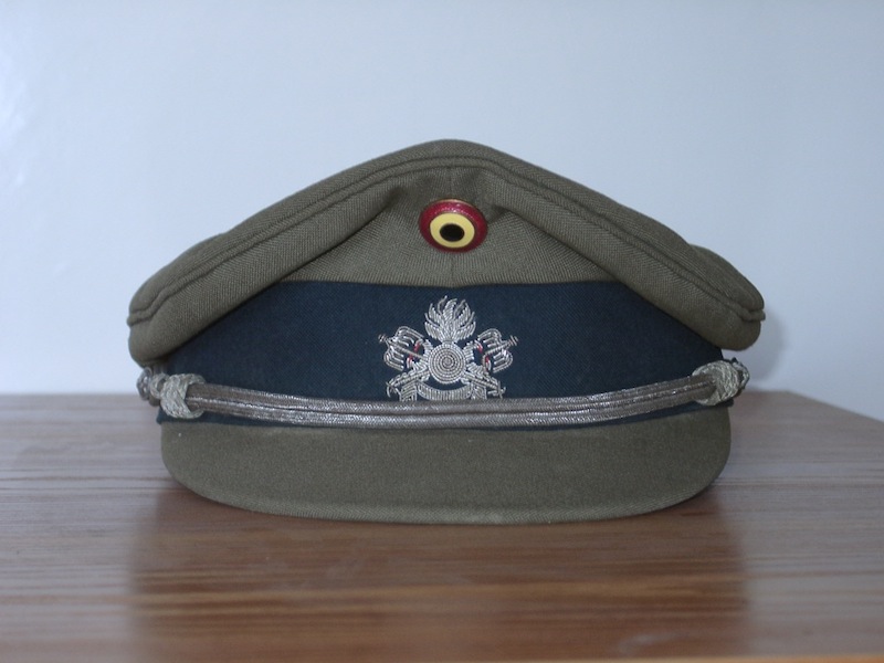 Belgium_old_style_warrant_officer
